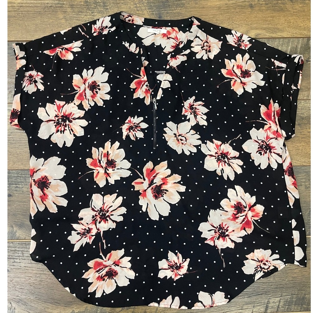 Maurices Black Floral Polka Dot Zip Neck Blouse Short Sleeve Large Business